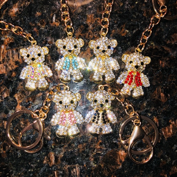BLINGY TEDDYBEAR BAG CHARMS NEW🧸 - Picture 3 of 16